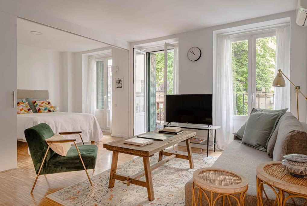 Cozy Apartment In Puerta Del Sol - Esparteros Madrid Exterior foto